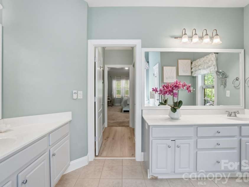 1011 Potters Bluff Road, Wesley Chapel, NC 28110.  MLS# CAR4372566, YatesRealty ID 22696. 