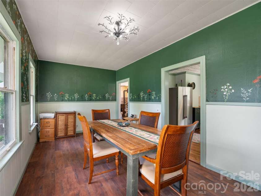 309 Hillside Drive, Burnsville, NC 28714.  MLS# CAR4361793, YatesRealty ID 22697. Dining Room