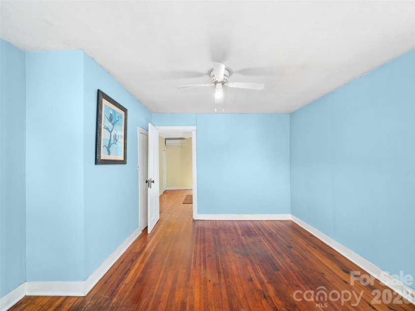 309 Hillside Drive, Burnsville, NC 28714.  MLS# CAR4361793, YatesRealty ID 22697. Second Bedroom