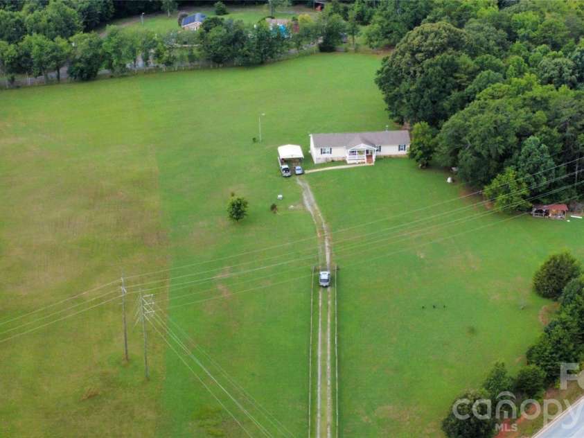 321 Jones Street, Blacksburg, SC 29702.  MLS# CAR4419165, YatesRealty ID 2270. 