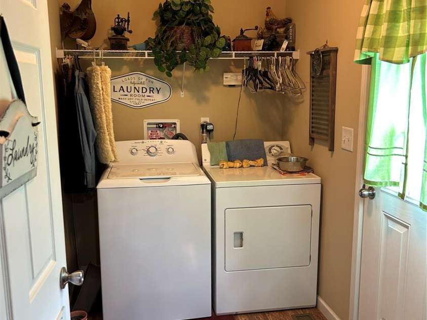 321 Jones Street, Blacksburg, SC 29702.  MLS# CAR4419165, YatesRealty ID 2270. 
