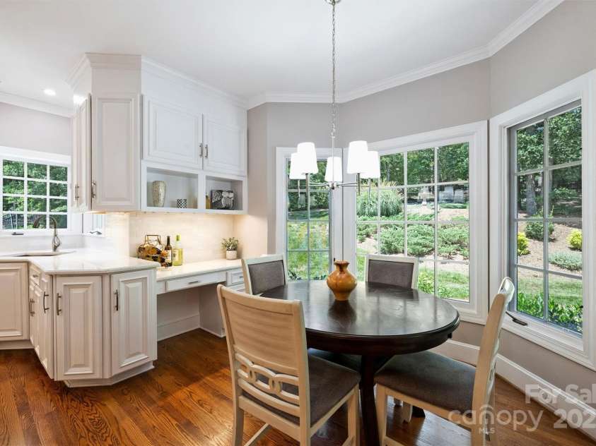 2317 Houston Branch Road, Charlotte, NC 28270.  MLS# CAR4272104, YatesRealty ID 22700. Breakfast Room