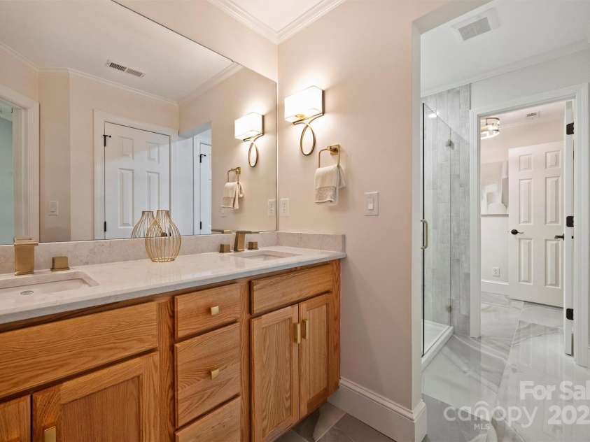 2317 Houston Branch Road, Charlotte, NC 28270.  MLS# CAR4272104, YatesRealty ID 22700. Full Bath Two