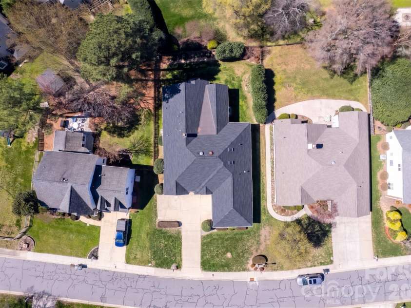 580 Gatsby Place, Concord, NC 28027.  MLS# CAR4359128, YatesRealty ID 22700. 