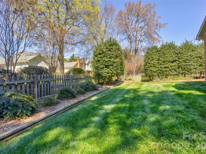 580 Gatsby Place, Concord, NC 28027.  MLS# CAR4359128, YatesRealty ID 22700. Rear/Side Yard