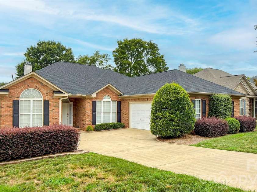 580 Gatsby Place, Concord, NC 28027.  MLS# CAR4359128, YatesRealty ID 22700. Welcome home!
