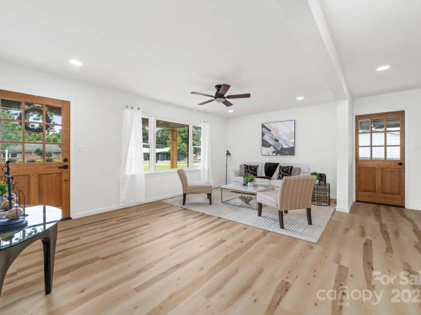 2610 Fairgreen Drive, Gastonia, NC 28056.  MLS# CAR4273614, YatesRealty ID 22701. 