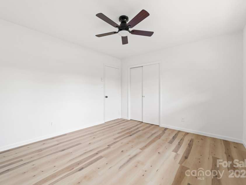 2610 Fairgreen Drive, Gastonia, NC 28056.  MLS# CAR4273614, YatesRealty ID 22701. Bedroom #1 of 3