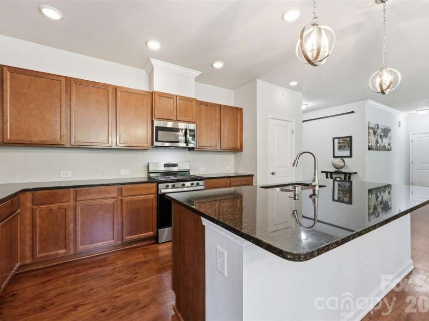 446 Dudley Drive, Fort Mill, SC 29715.  MLS# CAR4372013, YatesRealty ID 22701. 