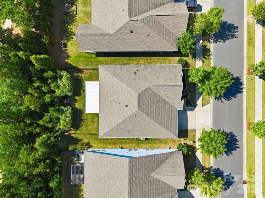 446 Dudley Drive, Fort Mill, SC 29715.  MLS# CAR4372013, YatesRealty ID 22701. 