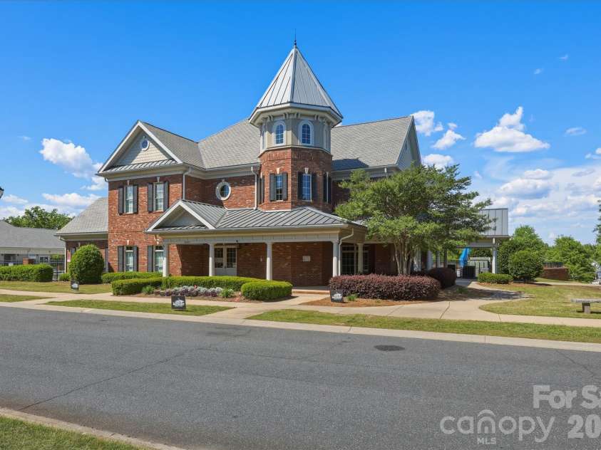 446 Dudley Drive, Fort Mill, SC 29715.  MLS# CAR4372013, YatesRealty ID 22701. 