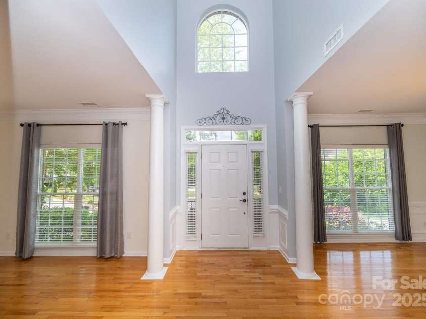 15406 Pepperwood Court, Huntersville, NC 28078.  MLS# CAR4254597, YatesRealty ID 22702. 
