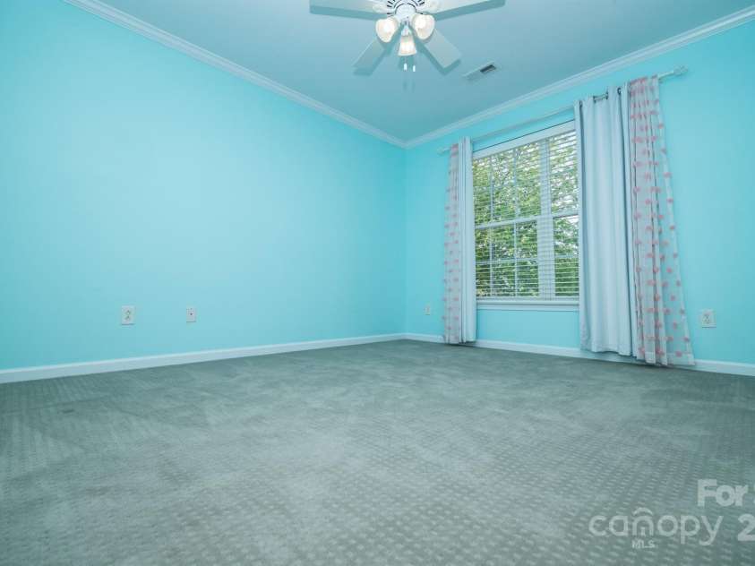 15406 Pepperwood Court, Huntersville, NC 28078.  MLS# CAR4254597, YatesRealty ID 22702. 