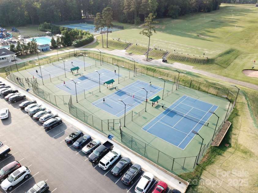 15406 Pepperwood Court, Huntersville, NC 28078.  MLS# CAR4301494, YatesRealty ID 22702. 