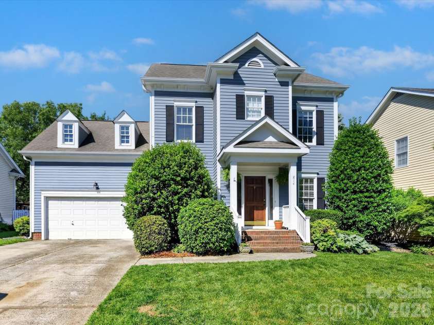 814 Stargard Court, Charlotte, NC 28270.  MLS# CAR4379760, YatesRealty ID 22702. 