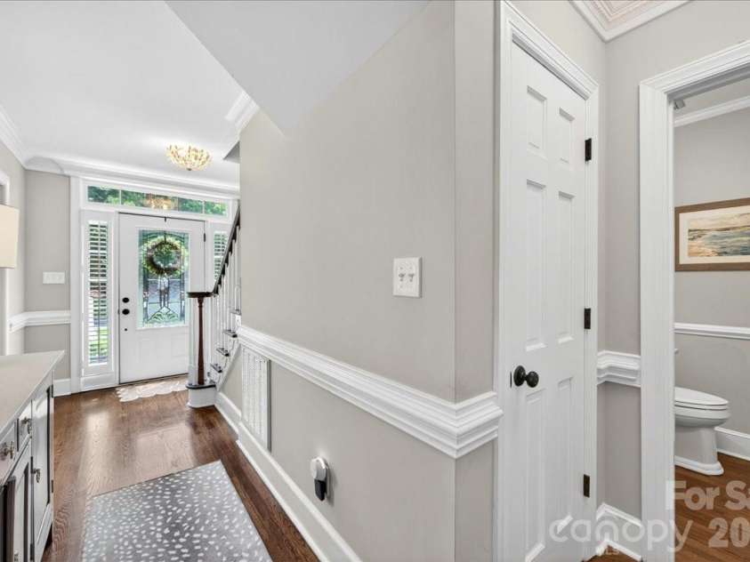 10216 Hollybrook Drive, Charlotte, NC 28277.  MLS# CAR4380428, YatesRealty ID 22703. 
