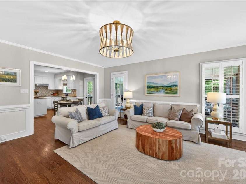 10216 Hollybrook Drive, Charlotte, NC 28277.  MLS# CAR4380428, YatesRealty ID 22703. 
