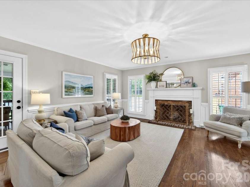 10216 Hollybrook Drive, Charlotte, NC 28277.  MLS# CAR4380428, YatesRealty ID 22703. 