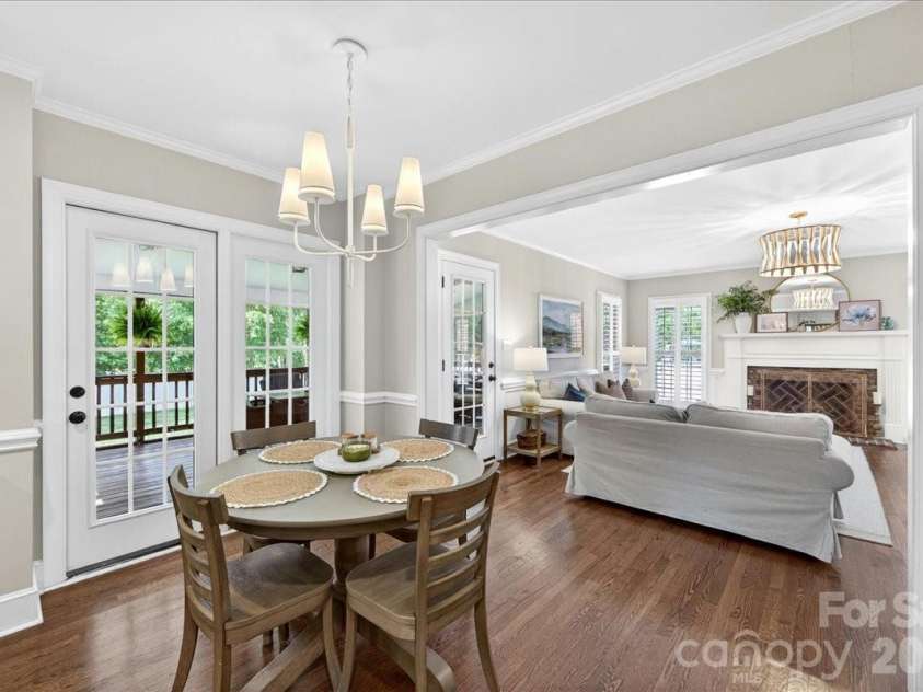 10216 Hollybrook Drive, Charlotte, NC 28277.  MLS# CAR4380428, YatesRealty ID 22703. 