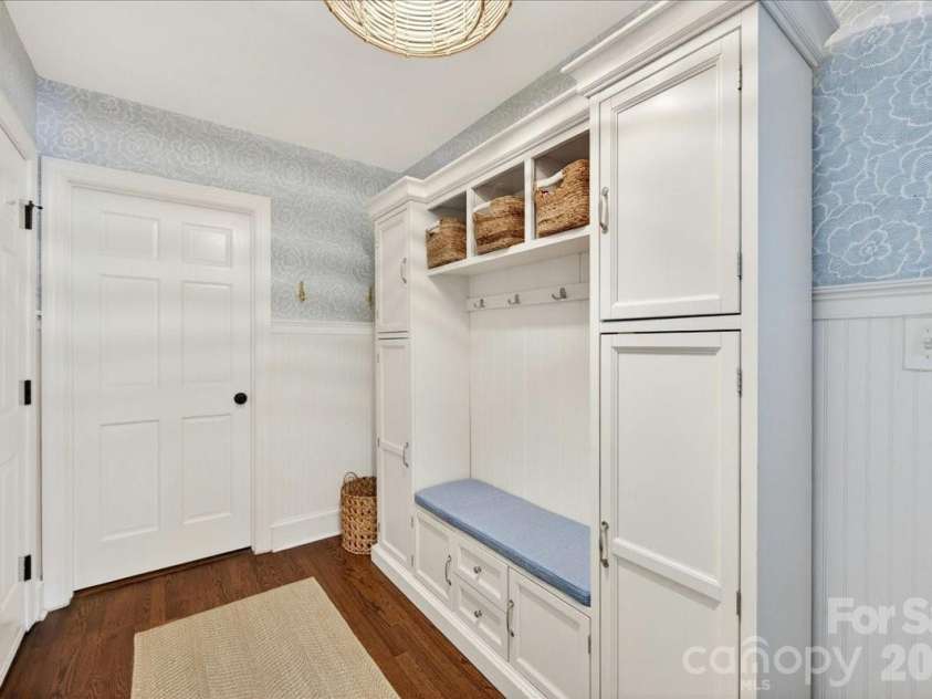 10216 Hollybrook Drive, Charlotte, NC 28277.  MLS# CAR4380428, YatesRealty ID 22703. 