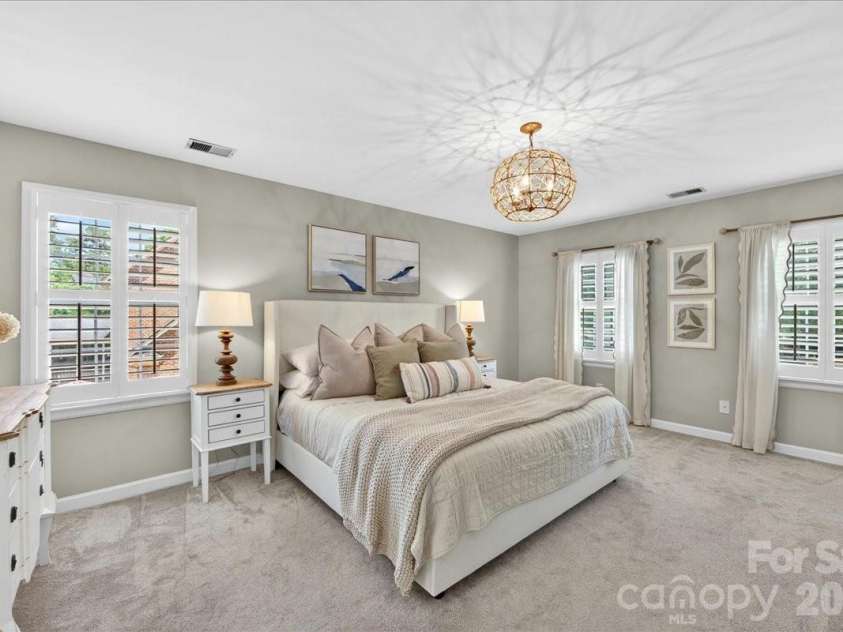 10216 Hollybrook Drive, Charlotte, NC 28277.  MLS# CAR4380428, YatesRealty ID 22703. 