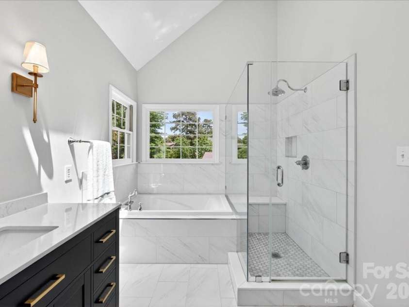10216 Hollybrook Drive, Charlotte, NC 28277.  MLS# CAR4380428, YatesRealty ID 22703. 