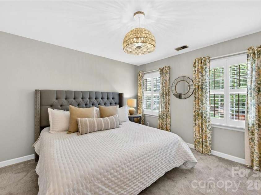 10216 Hollybrook Drive, Charlotte, NC 28277.  MLS# CAR4380428, YatesRealty ID 22703. 