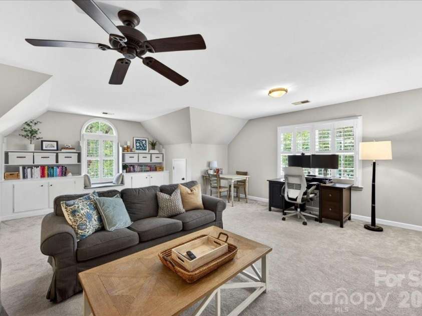 10216 Hollybrook Drive, Charlotte, NC 28277.  MLS# CAR4380428, YatesRealty ID 22703. 