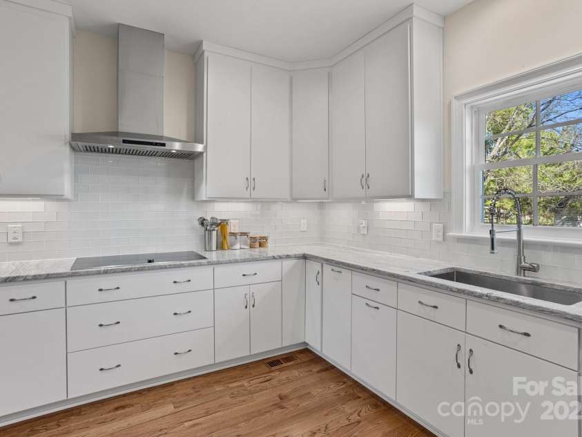 15020 Ranson Road, Huntersville, NC 28078.  MLS# CAR4266705, YatesRealty ID 22703. 