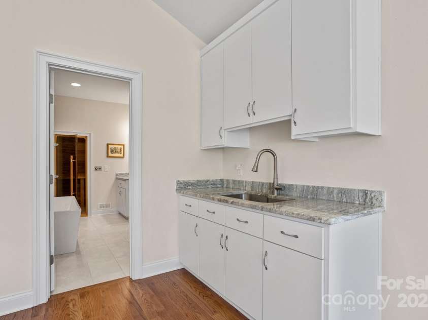 15020 Ranson Road, Huntersville, NC 28078.  MLS# CAR4266705, YatesRealty ID 22703. Wet Bar off Living Room