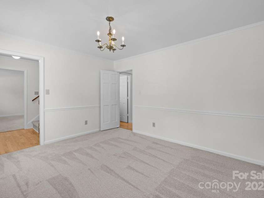 10600 Four Mile Creek Road, Charlotte, NC 28277.  MLS# CAR4271477, YatesRealty ID 22704. 