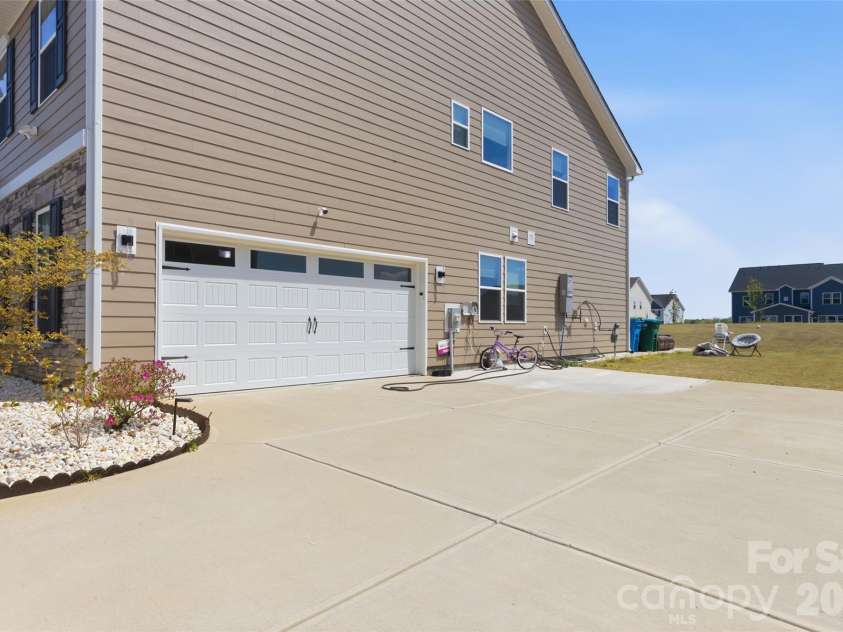 1136 Ashe Meadow Drive, Indian Trail, NC 28079.  MLS# CAR4369315, YatesRealty ID 22704. 