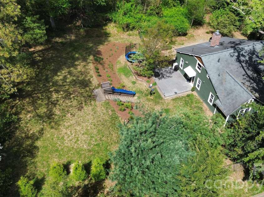 1 Ridgefield Place, Asheville, NC 28803.  MLS# CAR4357562, YatesRealty ID 22707. 