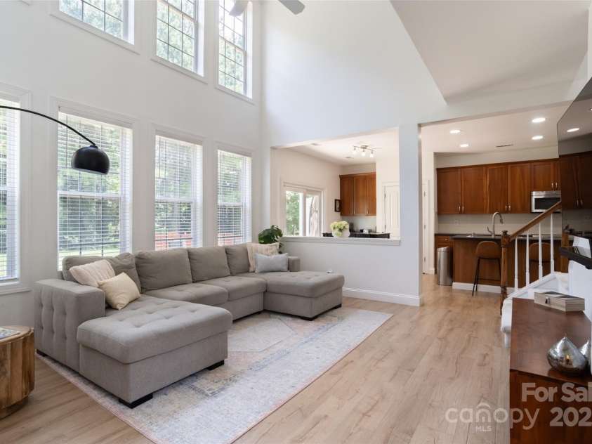 12341 Mcallister Park Drive, Charlotte, NC 28277.  MLS# CAR4274666, YatesRealty ID 22707. 