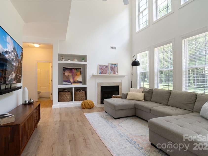 12341 Mcallister Park Drive, Charlotte, NC 28277.  MLS# CAR4274666, YatesRealty ID 22707. 