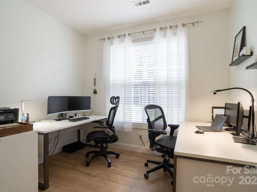 12341 Mcallister Park Drive, Charlotte, NC 28277.  MLS# CAR4274666, YatesRealty ID 22707. 