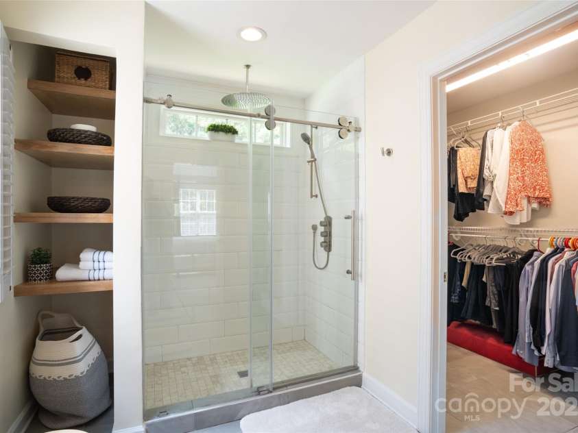 12341 Mcallister Park Drive, Charlotte, NC 28277.  MLS# CAR4274666, YatesRealty ID 22707. 