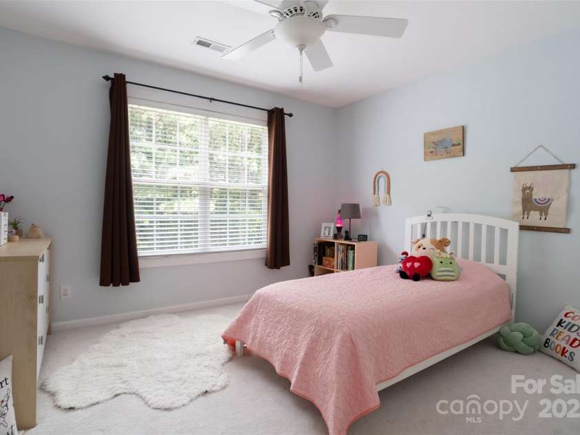 12341 Mcallister Park Drive, Charlotte, NC 28277.  MLS# CAR4274666, YatesRealty ID 22707. 