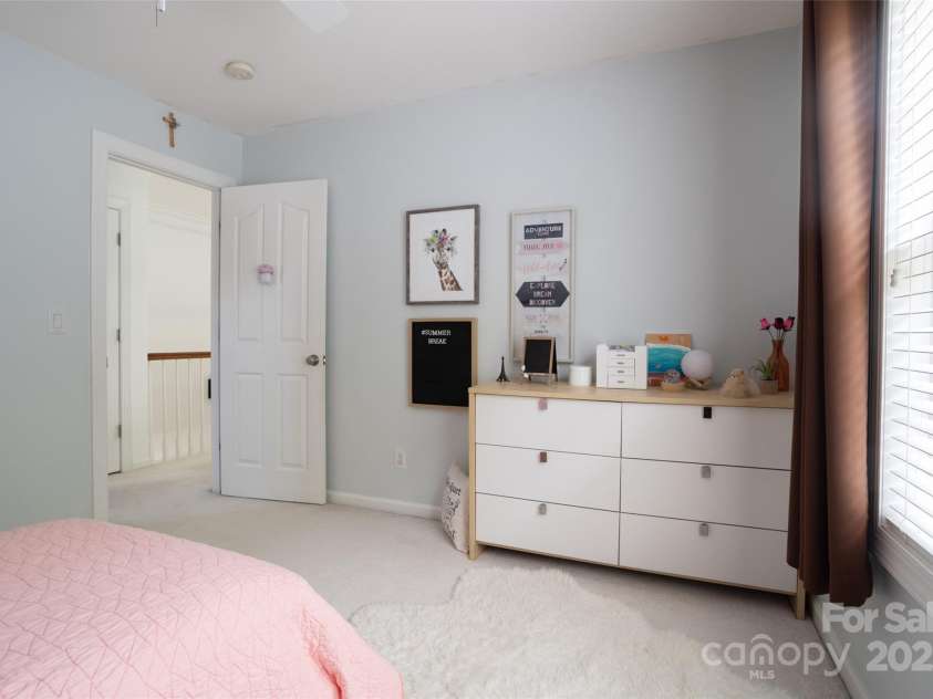 12341 Mcallister Park Drive, Charlotte, NC 28277.  MLS# CAR4274666, YatesRealty ID 22707. 