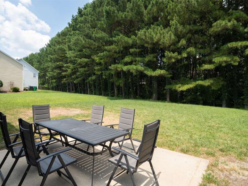 12341 Mcallister Park Drive, Charlotte, NC 28277.  MLS# CAR4274666, YatesRealty ID 22707. 