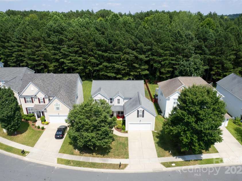 12341 Mcallister Park Drive, Charlotte, NC 28277.  MLS# CAR4274666, YatesRealty ID 22707. 