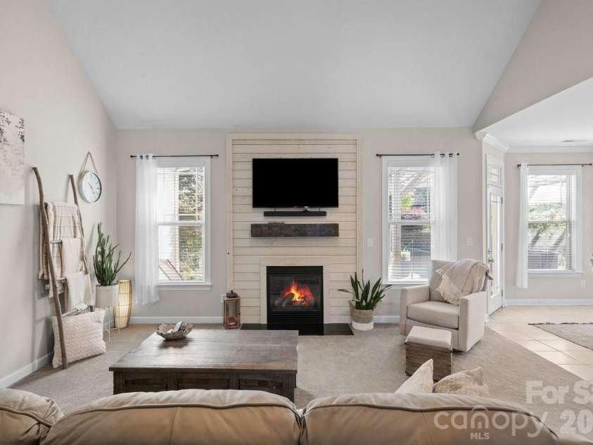 120 Wellshire Street, Mooresville, NC 28115.  MLS# CAR4382068, YatesRealty ID 22708. 