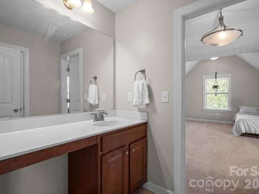 120 Wellshire Street, Mooresville, NC 28115.  MLS# CAR4382068, YatesRealty ID 22708. 