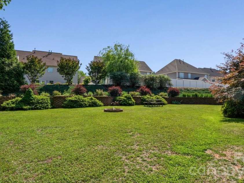120 Wellshire Street, Mooresville, NC 28115.  MLS# CAR4382068, YatesRealty ID 22708. 