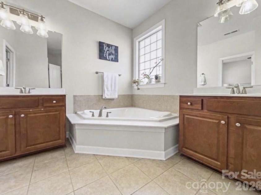 120 Wellshire Street, Mooresville, NC 28115.  MLS# CAR4382068, YatesRealty ID 22708. 