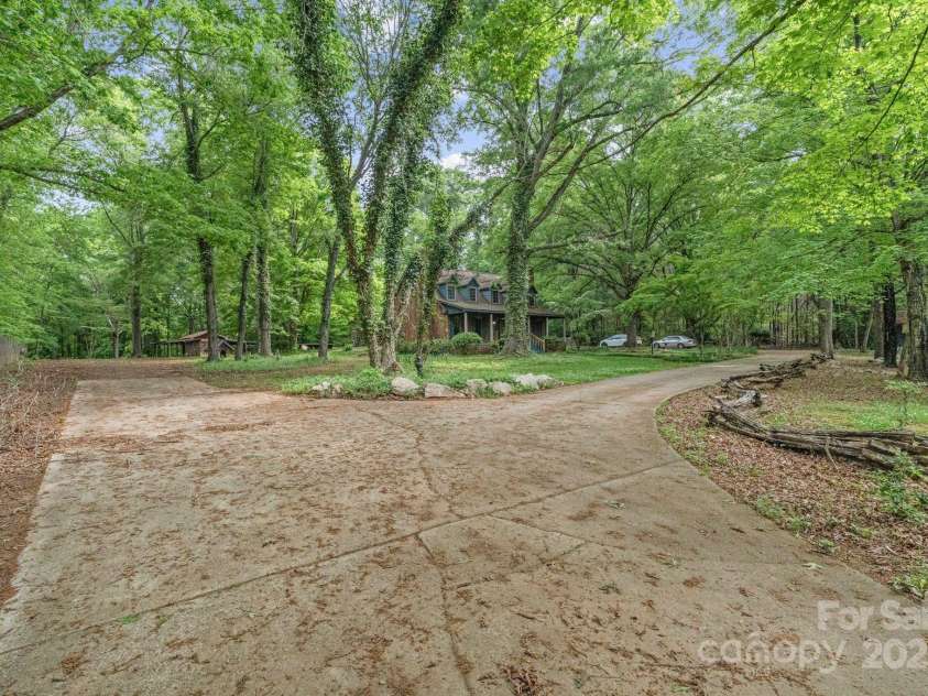 1513 Shelby Highway, Cherryville, NC 28021.  MLS# CAR4254779, YatesRealty ID 22708. 