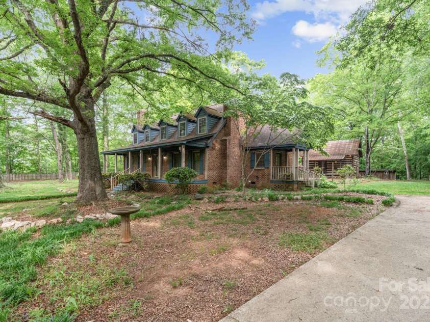 1513 Shelby Highway, Cherryville, NC 28021.  MLS# CAR4254779, YatesRealty ID 22708. 