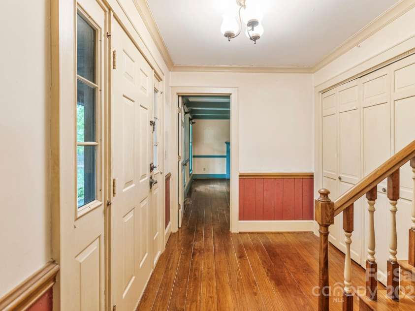 1513 Shelby Highway, Cherryville, NC 28021.  MLS# CAR4254779, YatesRealty ID 22708. 