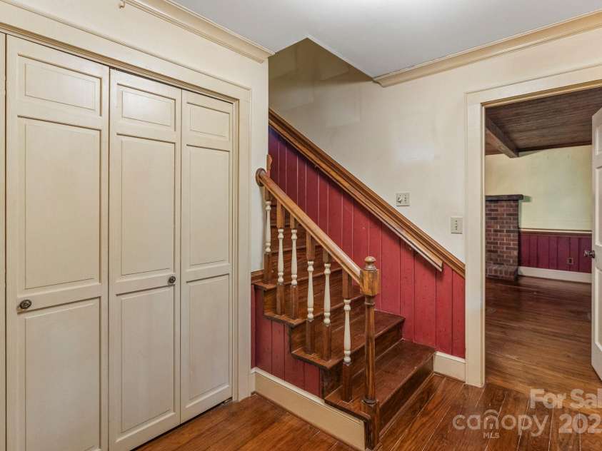 1513 Shelby Highway, Cherryville, NC 28021.  MLS# CAR4254779, YatesRealty ID 22708. 