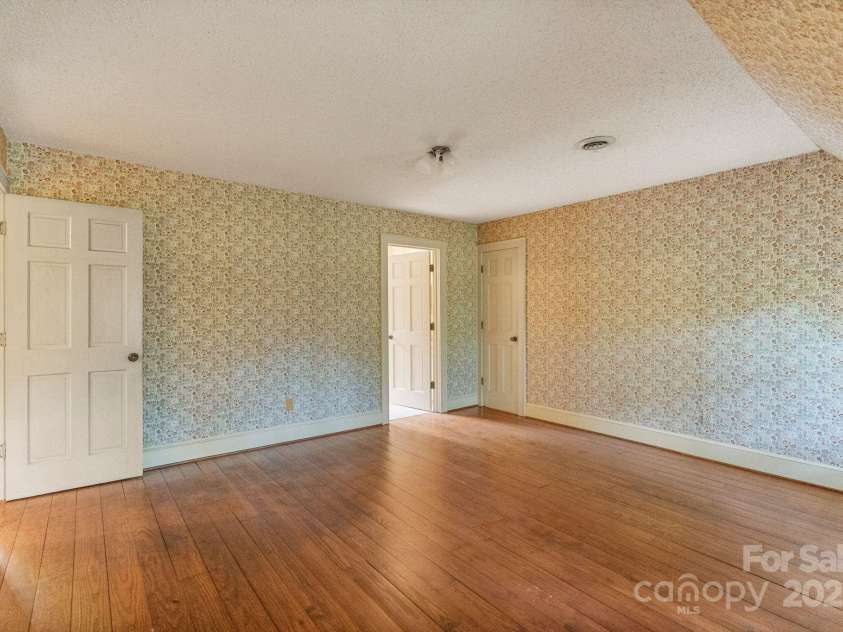 1513 Shelby Highway, Cherryville, NC 28021.  MLS# CAR4254779, YatesRealty ID 22708. 